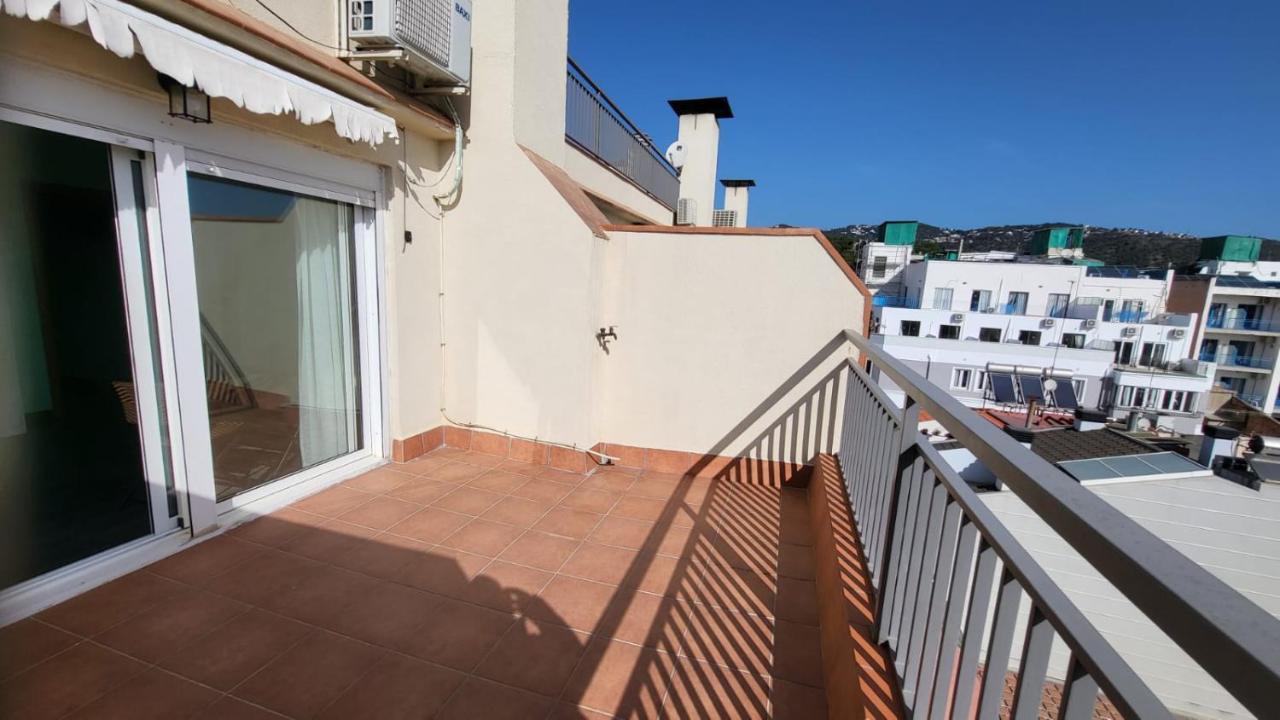 Calella Studio Luaran gambar