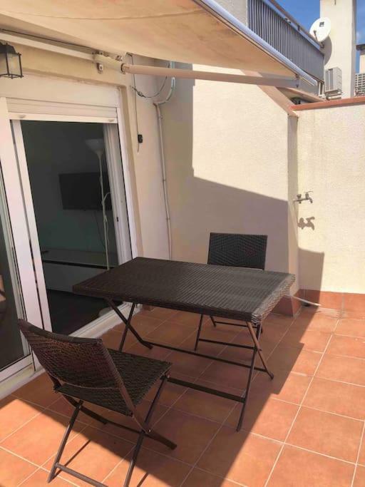 Calella Studio Luaran gambar