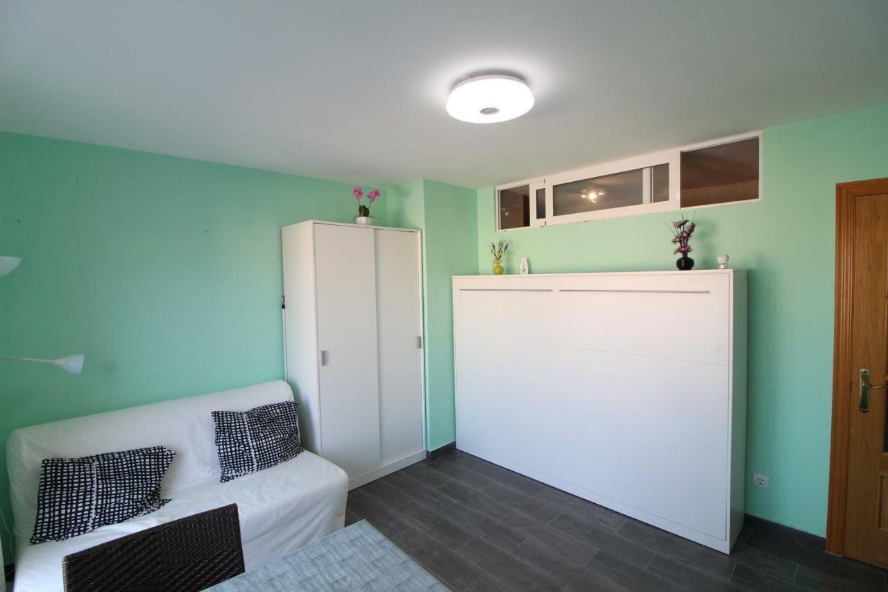 Calella Studio Luaran gambar
